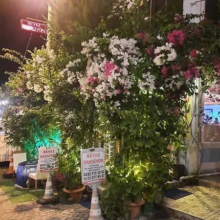 Pansiyon Beyaz *