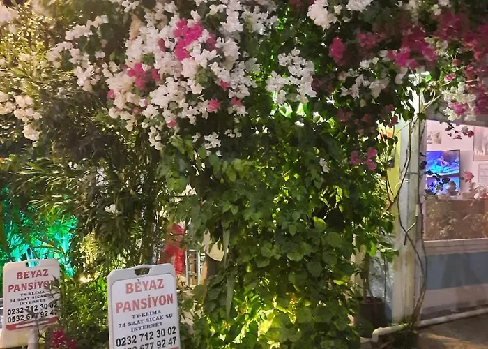 Beyaz Rum i privatbostad Çeşme